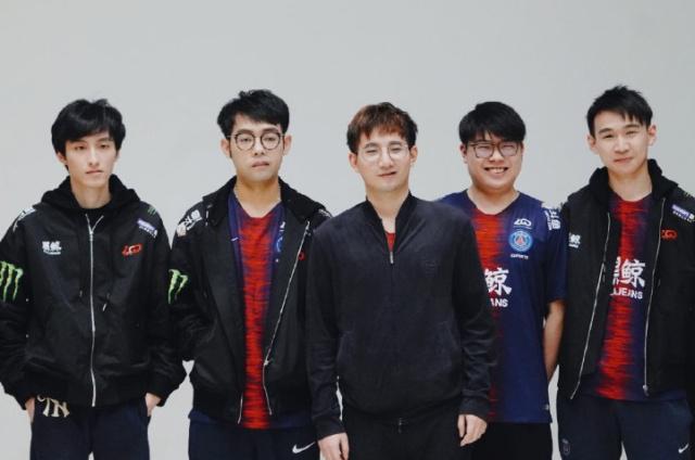 在比赛中占 在比赛中占